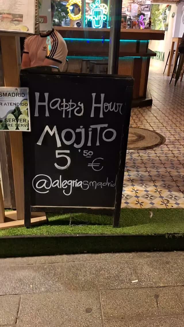 Mojitos caseros en Alegrías la mojitería, Madrid
