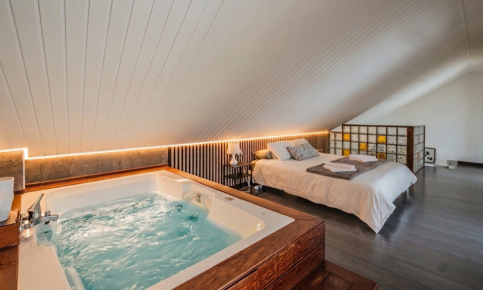 Casa con jacuzzi e hilo musical en San Martín de Valdeiglesias